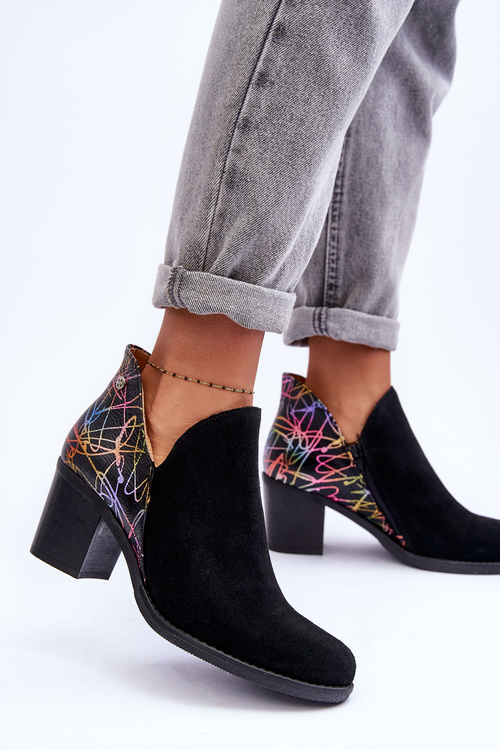 Чоботи жіночі шкіряні на підборах Maciejka 04492-99 Чорні