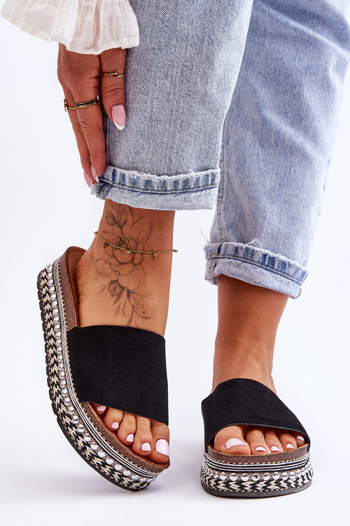 Жіночі гладкі замшеві тапочки чорного кольору Hayen