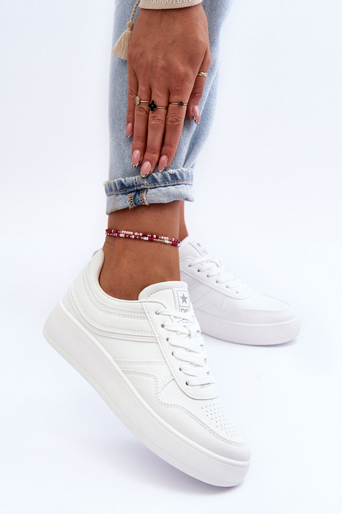 Жіноче спортивне взуття на платформі білі Pudina