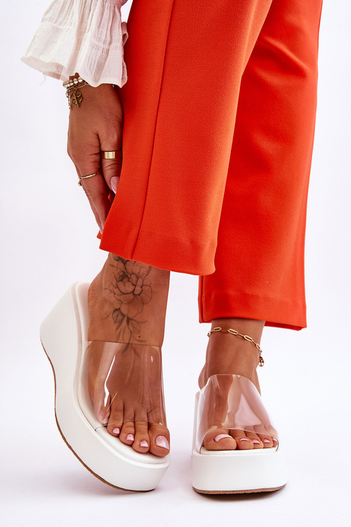 Жіночі прозорі тапочки на танкетці білі Eliane