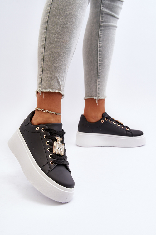 Жіночі кросівки з прикрасами Чорні Celedria