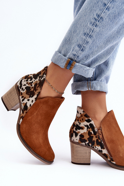 Жіночі шкіряні чоботи на підборах Maciejka коричневі 04492-98