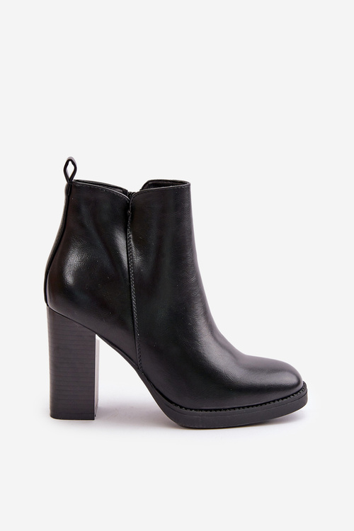 Утеплені жіночі чоботи на підборах з екошкіри чорного кольору Teresine