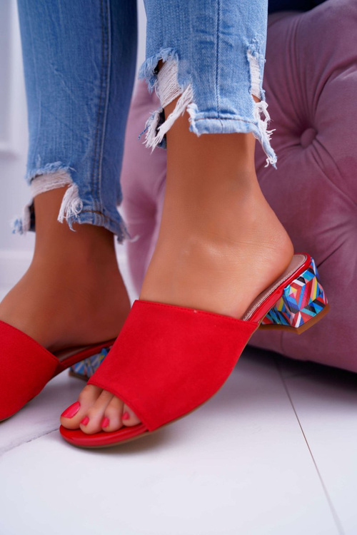 Жіночі елегантні шльопанці замшеві червоні Valencia