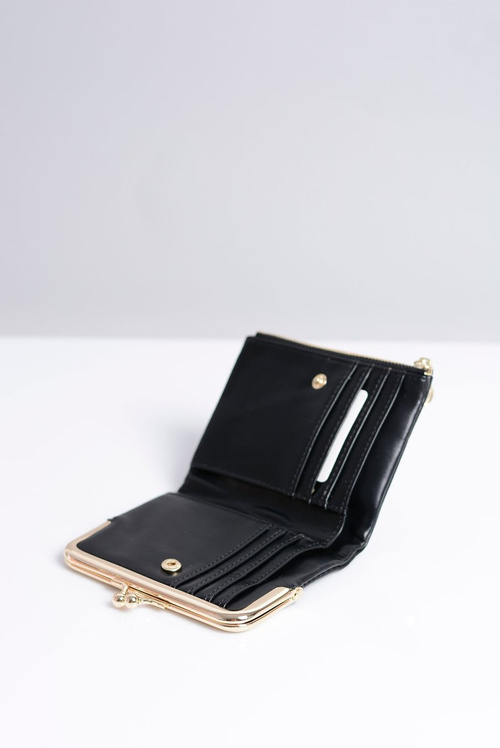 Маленький жіночий чорний гаманець