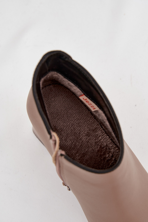 Шкіряні утеплені чоботи на каблуці Бежеві Ivessara