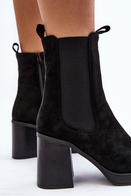 Жіночі ботильйони на платформі та каблуці бежевого кольору Stelares