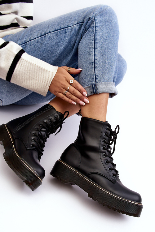 Жіночі черевики Trapper на шнурівці Чорні Maddis