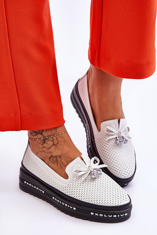 Жіночі шкіряні сліпони White Raven