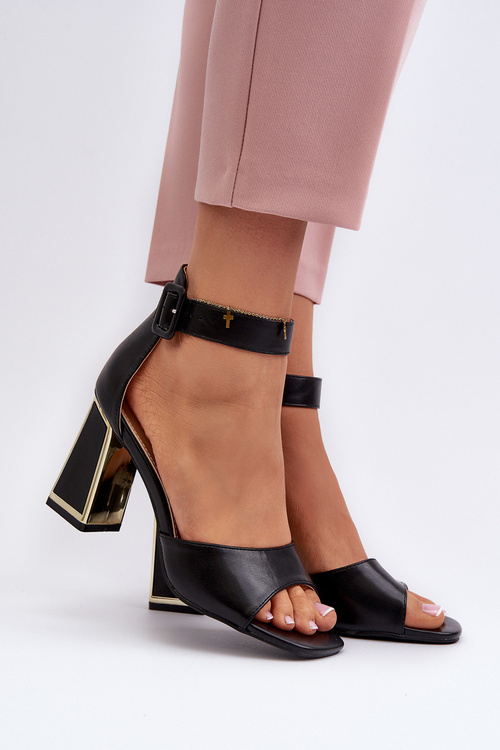 Елегантні чорні жіночі босоніжки на підборах Rosazara