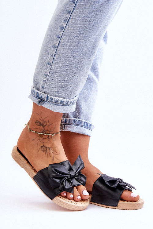 Модні жіночі тапочки з бантом Black Estera