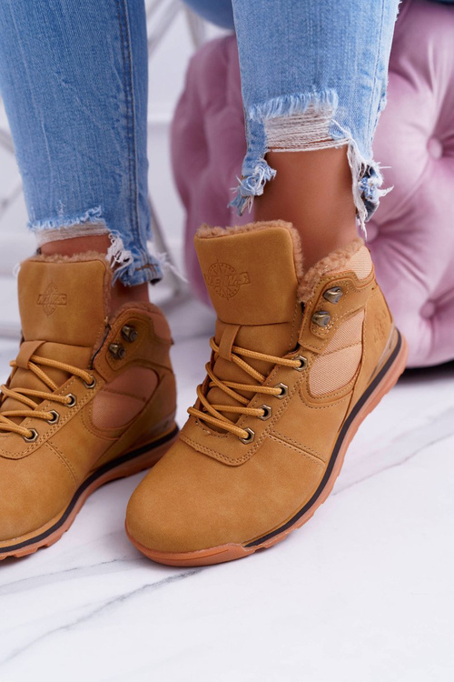 Трекінгові жіночі утеплені черевики з овчиною