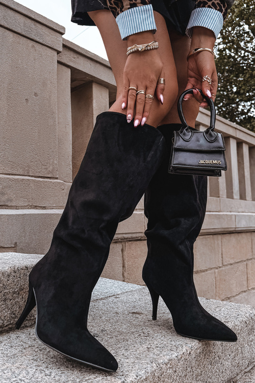 Жіночі чоботи на підборах з еко замшу чорні Noretta