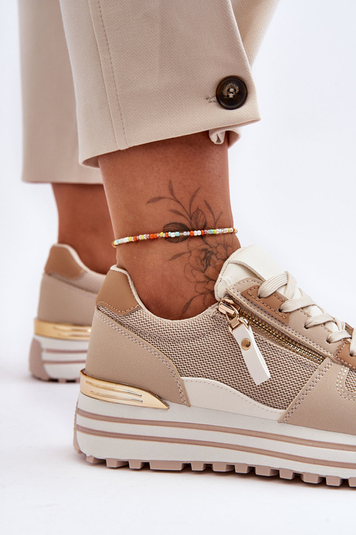 Жіноче спортивне взуття з декоративною пряжкою Beige Cairo