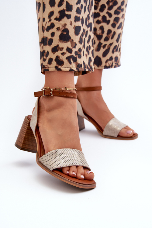 Жіночі босоніжки на каблуці з еко-замші золота Ronvia