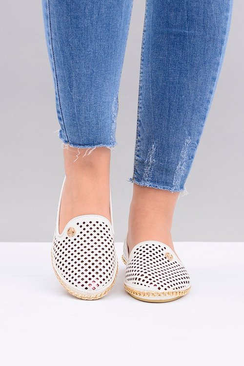Лу Бу | Біла ажурна балерина Ballerina Lords Stylish
