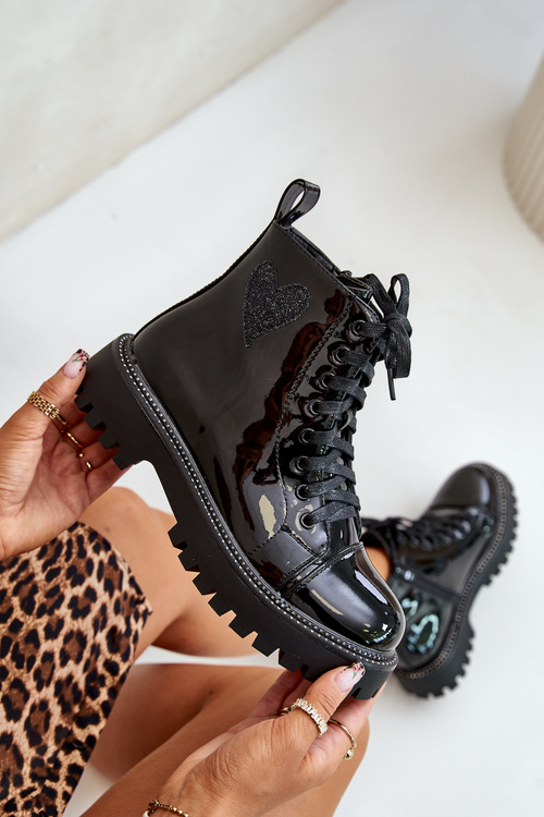 Лаковані ботильйони на блискавці та декоративному сердечку. Чорні Obeena