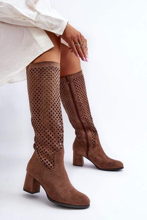 Коричневі замшеві чоботи на високих підборах на шнурівці Jolenna