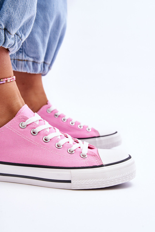 Класичні низькі жіночі кросівки рожевого кольору Vegas