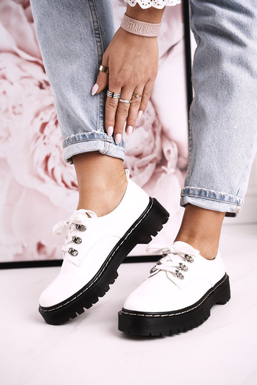 Жіночі оксфорди-броги на платформі S.Barski HX15 лаковані білі