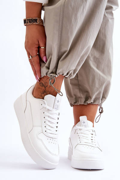 Жіноче класичне спортивне взуття Juliano білого кольору