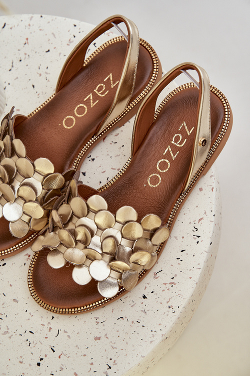 Шкіряні сандалі на плоскому каблуці Zazoo 40425 золоті