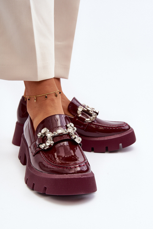 Жіночі лаковані лофери з декором бордовий Arsaba