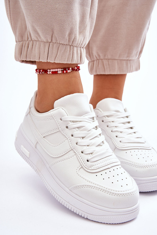 Жіноче спортивне взуття White Rhea