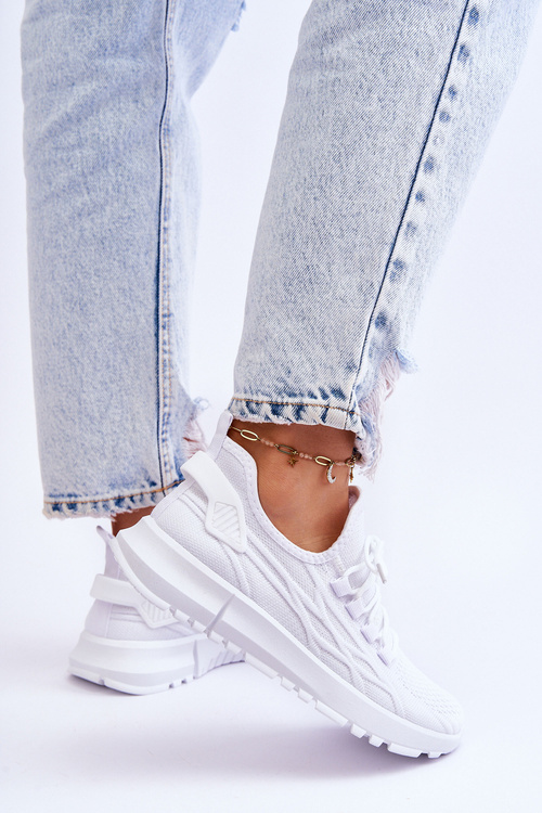 Жіноче спортивне взуття без шнурівки Кросівки білі Rosett