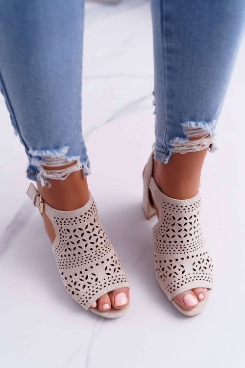 Жіночі босоніжки з відкритим носком бежеві Olenia