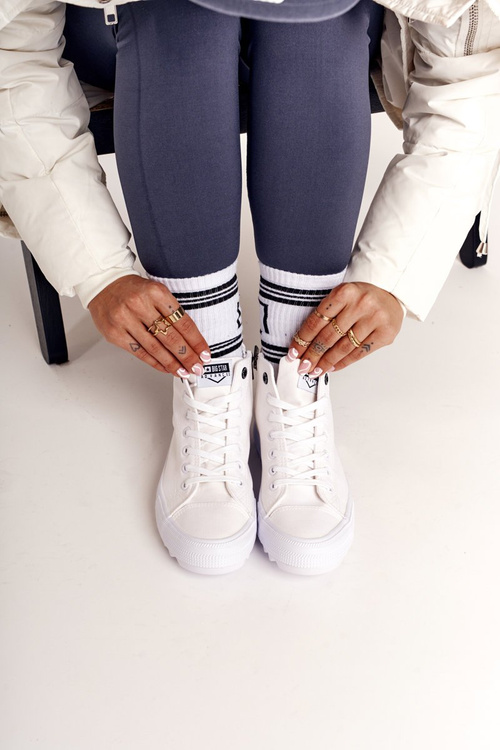 Жіночі високі кросівки на масивній підошві BIG STAR FF274241 Білі