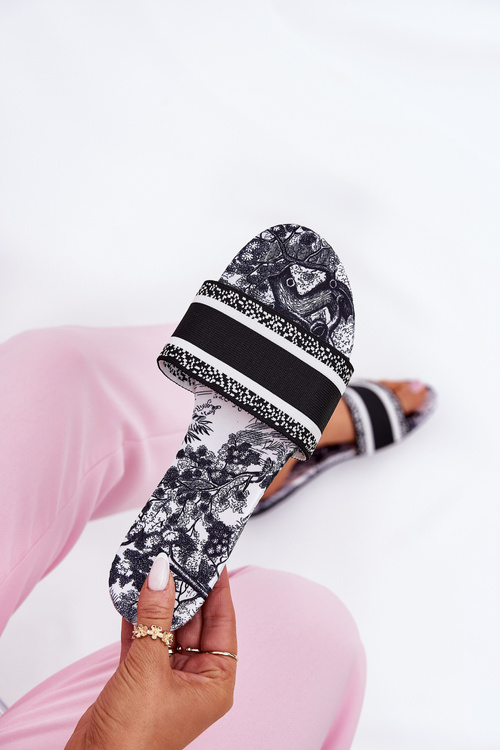 Візерункові Плоскі Жіночі Сандалі Чорні Leysi