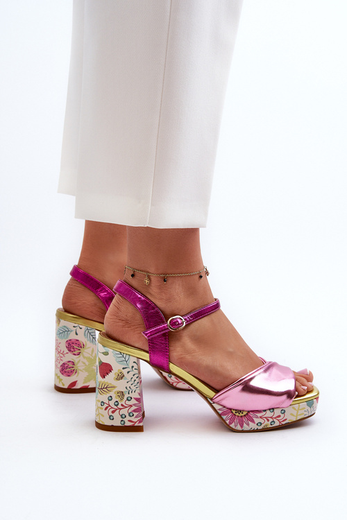 Жіночі босоніжки на шпильці з квітковим принтом D&A CR980, рожеві