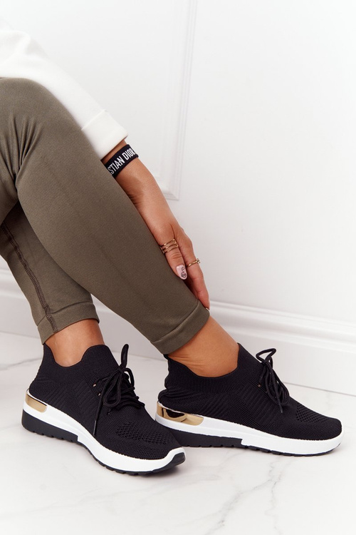 Жіноче спортивне взуття Кросівки на танкетці Чорні Adeyla