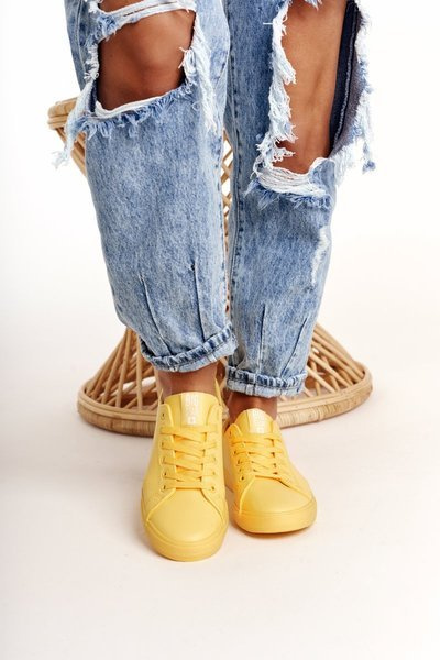 Жіночі шкіряні кросівки BIG STAR HH274142 жовті