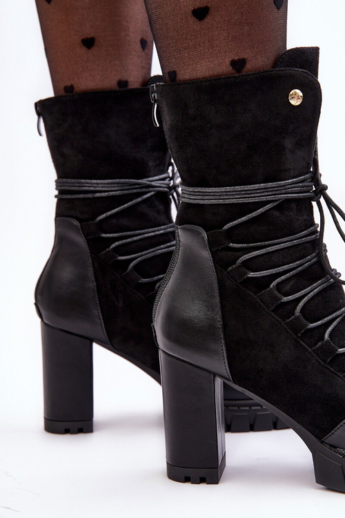 Жіночі чоботи на підборах зі шнурівкою Black Artie