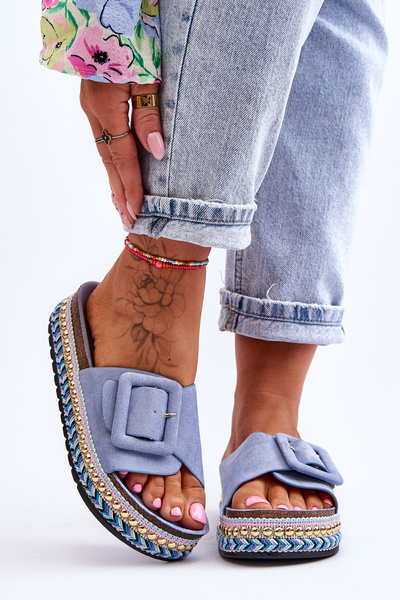 Жіночі босоніжки на декорованій платформі блакитні Джойс