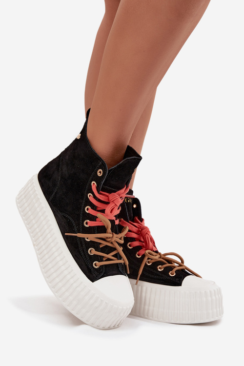 Замшеві утеплені жіночі кросівки на масивній платформі GOE SS2N4046 Чорний