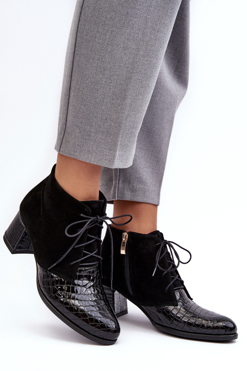 Чоботи жіночі на низькому каблуці Чорні Ebba