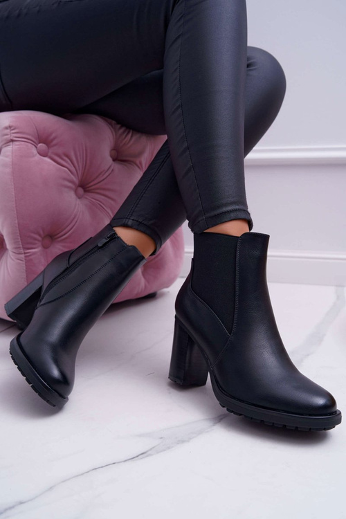 Жіночі чоботи на шпильці на блискавці чорні Beloved