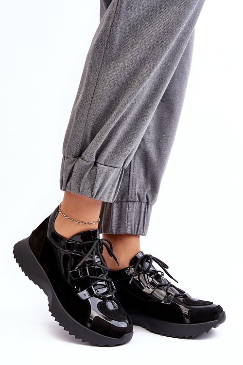 Жіноче шкіряне лаковане спортивне взуття M01/2 Zazoo Black