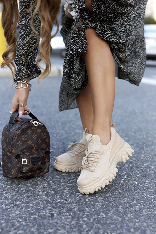 Жіноче спортивне взуття Кросівки Beige Miles