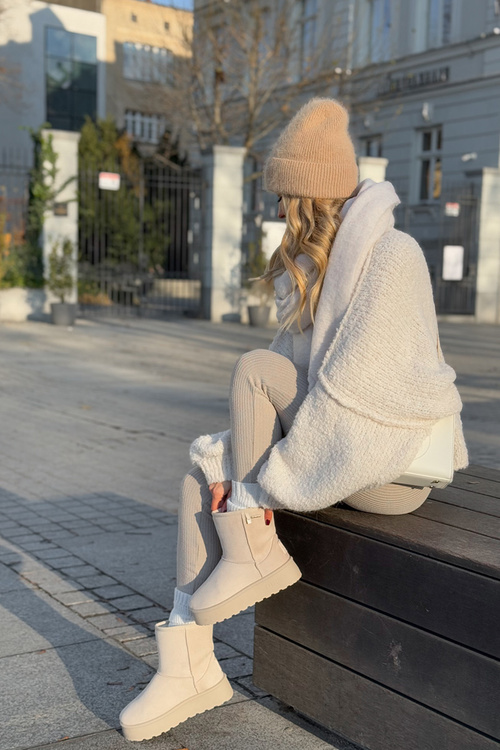 Високі жіночі снігові черевики на платформі Big Star OO274897 світло-бежевого кольору