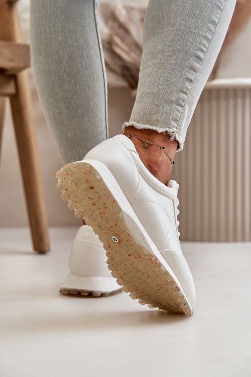 Жіночі кросівки Спортивне взуття з еко шкіри Big Star OO274023 Hi-Poly System Білий