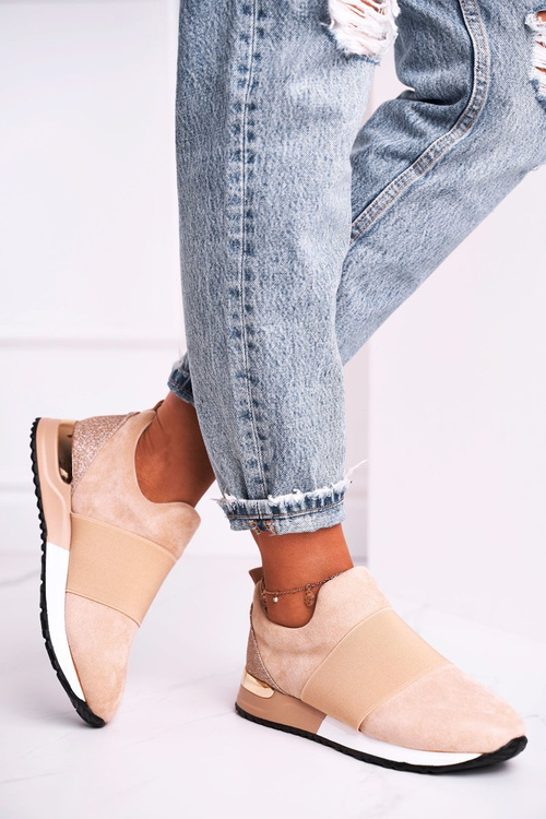 Жіноче спортивне взуття Кросівки Сліпони бежеві щось підказують