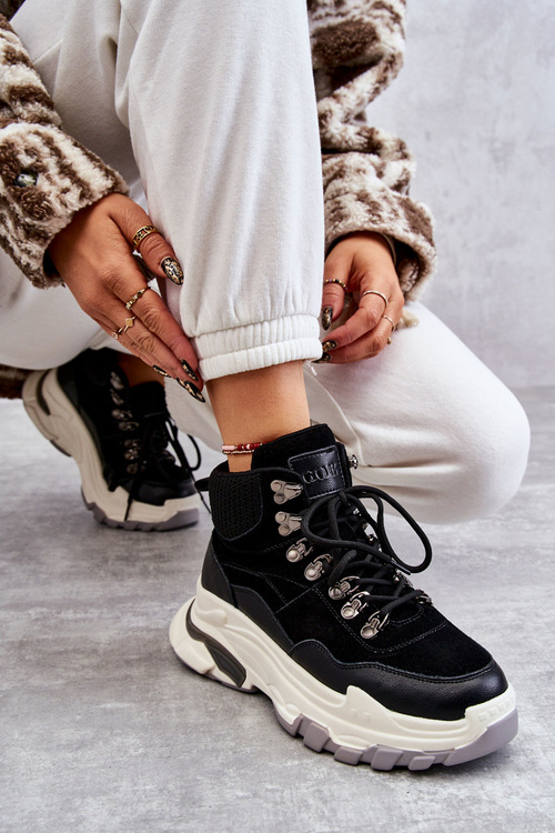 Жіноче високе спортивне взуття GOE KK2N4098 Чорний