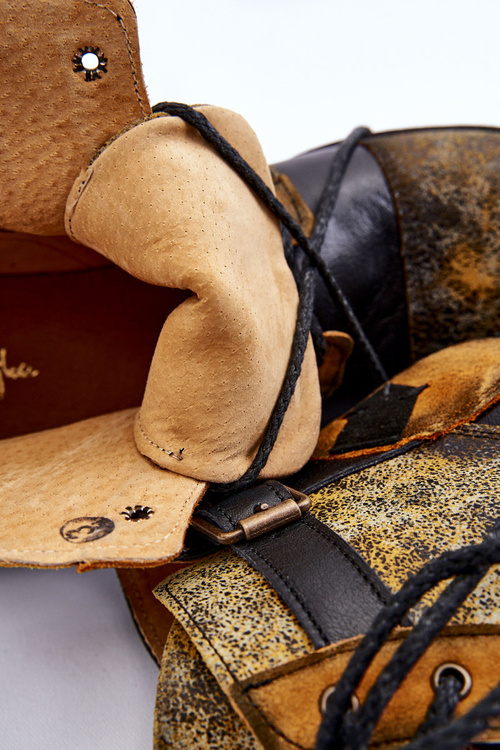 Жіночі шкіряні черевики Maciejka 05077-07 жовто-чорні