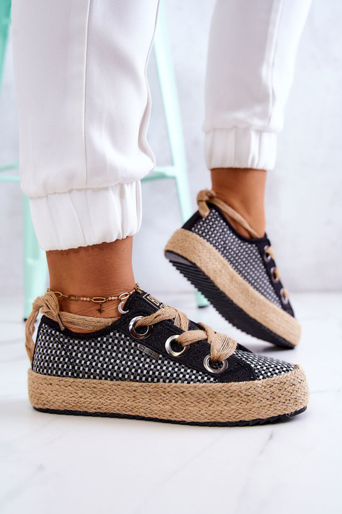 Жіночі плетені кросівки Big Star JJ274393 Чорні