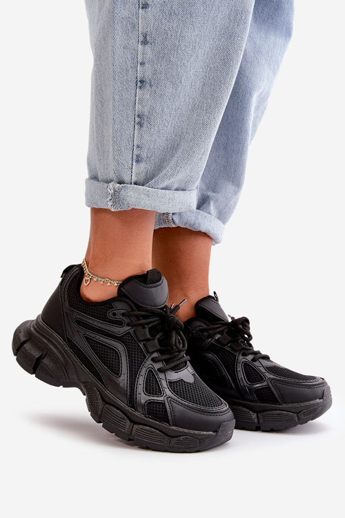 Модне спортивне взуття Кросівки чорні Frezio