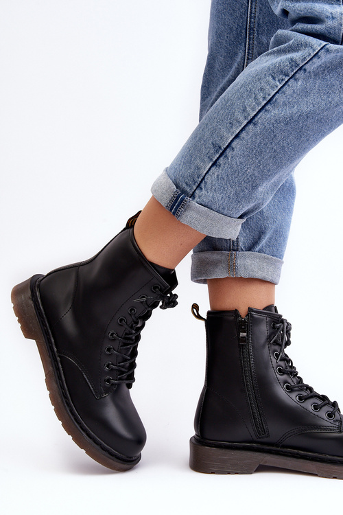 Жіночі черевики Trapper на блискавці чорного кольору Mibrasa